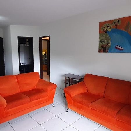 Apartamento Espacoso Com Estacionamento Incluido Фос-ду-Игуасу Экстерьер фото