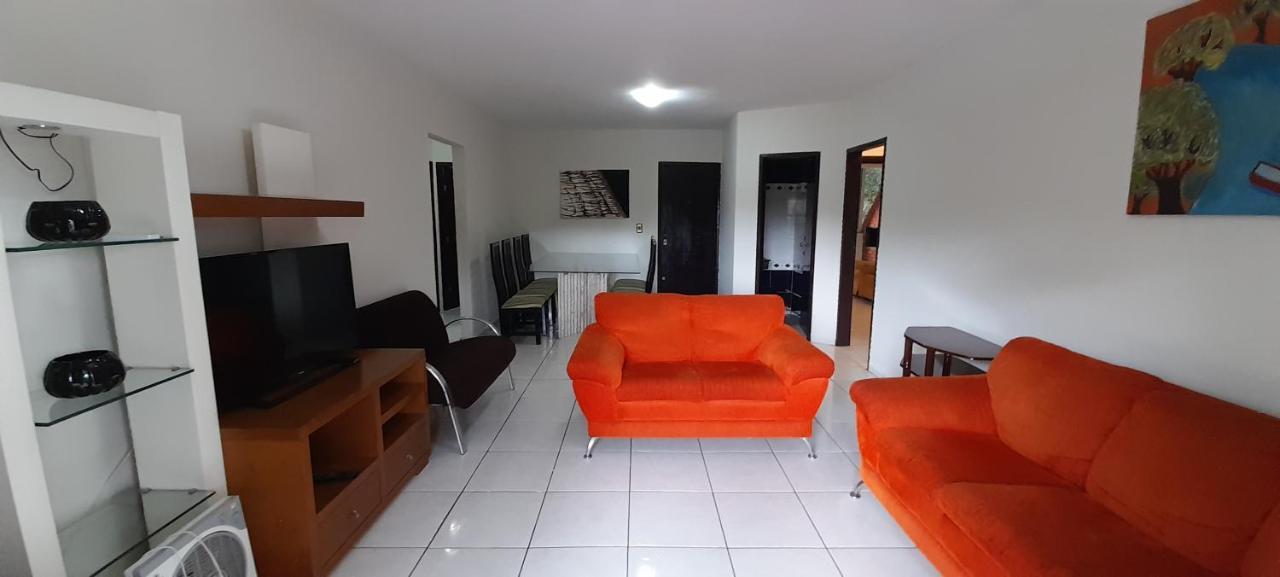 Apartamento Espacoso Com Estacionamento Incluido Фос-ду-Игуасу Экстерьер фото